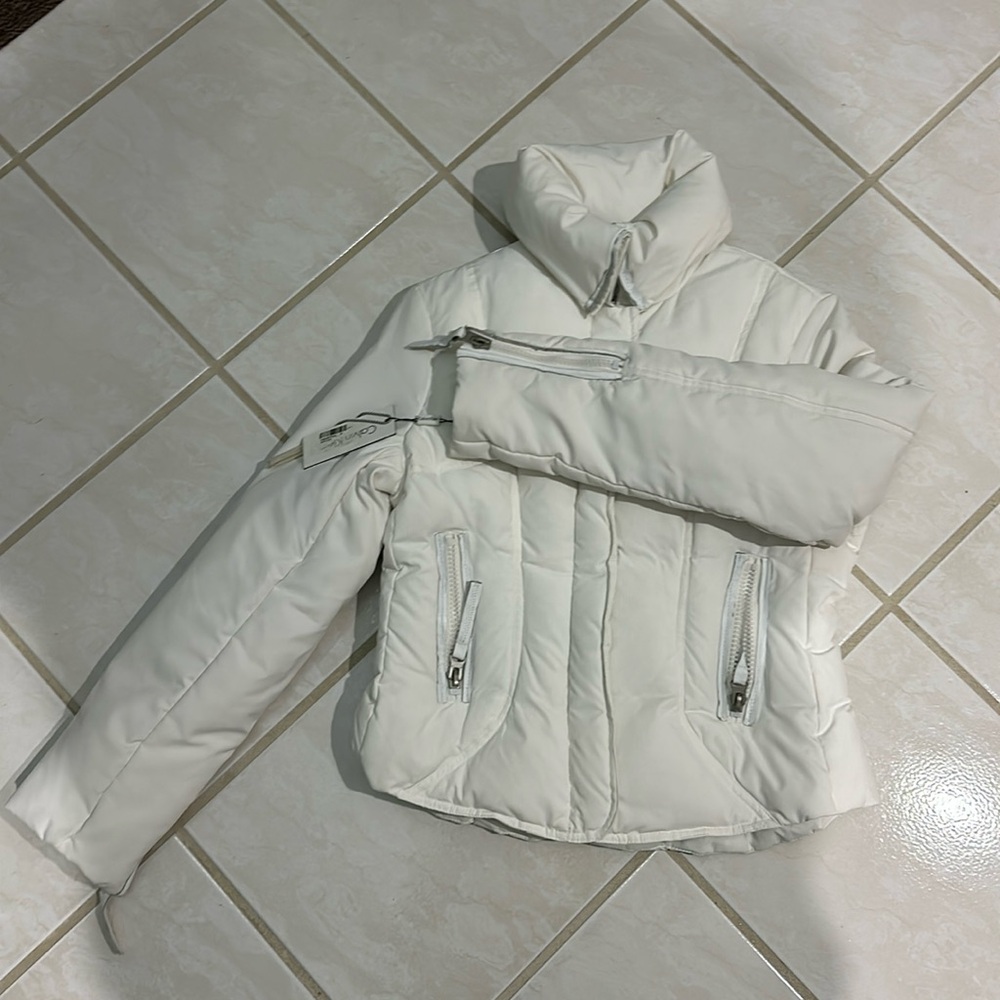 New NWT Calvin Klein white Down winter puffer coat with leather Trim